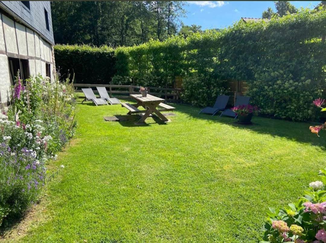 Le Clos Du Cerf - Le Sous-Bois Stoumont Exteriör bild